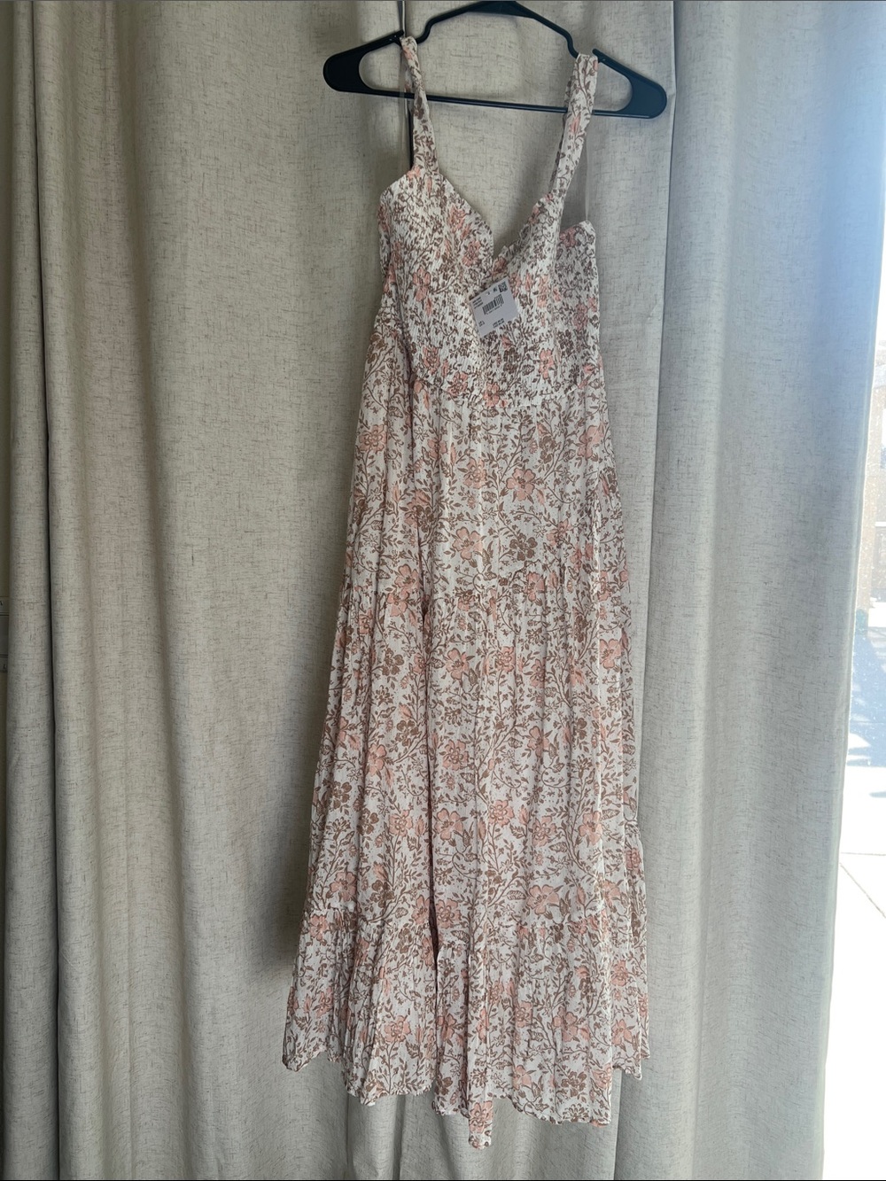 American Eagle Outfitters Floral Maxi Dress in Blush and White